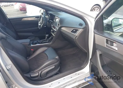 2018 Hyundai Sonata Sport+ z USA, uszkodzony, nr VIN 5NPE34AF4JH701880